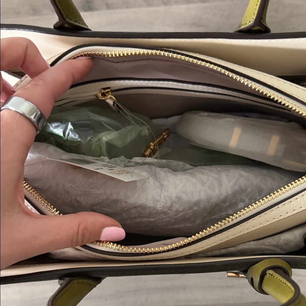 BRAND NEW Michael Kors Laila Olive Green & Ivy Medium Satchel with Gold Hardware - Picture 6 of 7